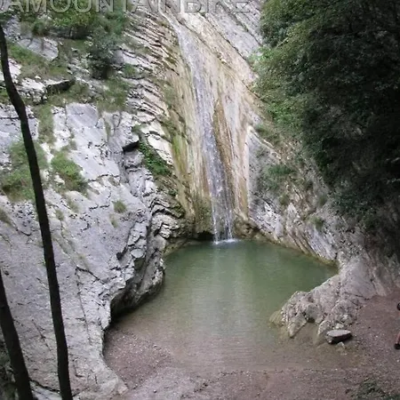 Villatullia Mit Seesicht Gardasee
